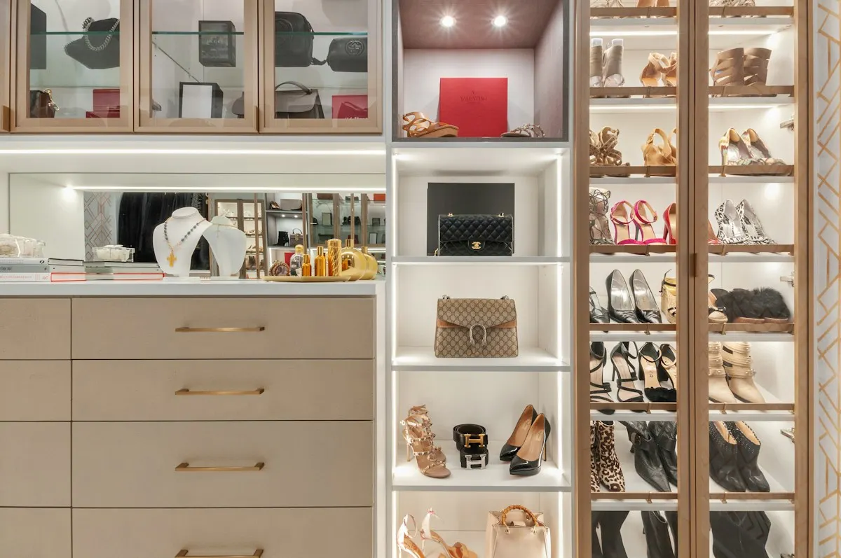 Wardrobe system with drawers and open storage